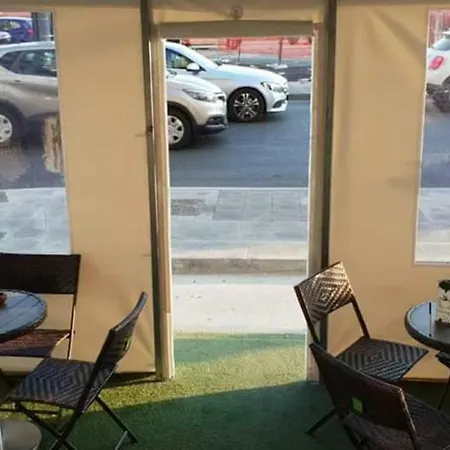 Couette-café Le Torri Aragonesi Naples