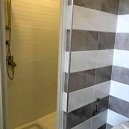 Le Torri Aragonesi فندق مبيت وإفطار