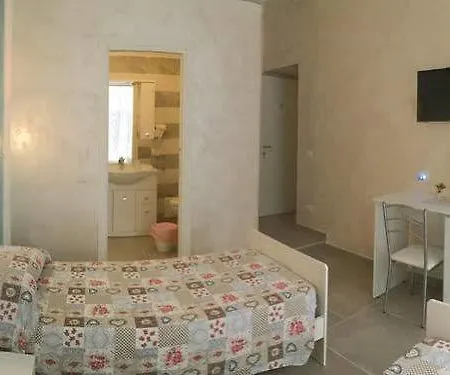 Le Torri Aragonesi 3* Naples