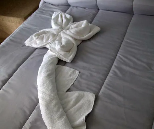 Le Torri Aragonesi Bed and Breakfast