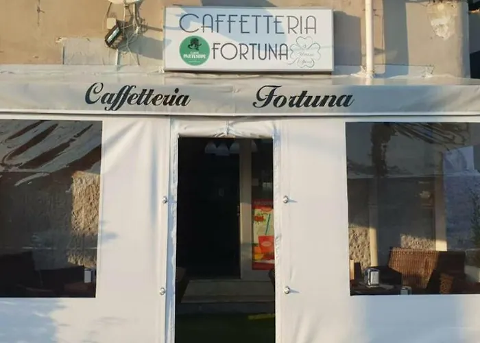 Le Torri Aragonesi 3* Νάπολη