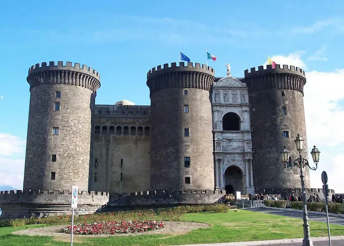 Le Torri Aragonesi 3* Νάπολη