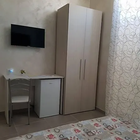 Le Torri Aragonesi Naples